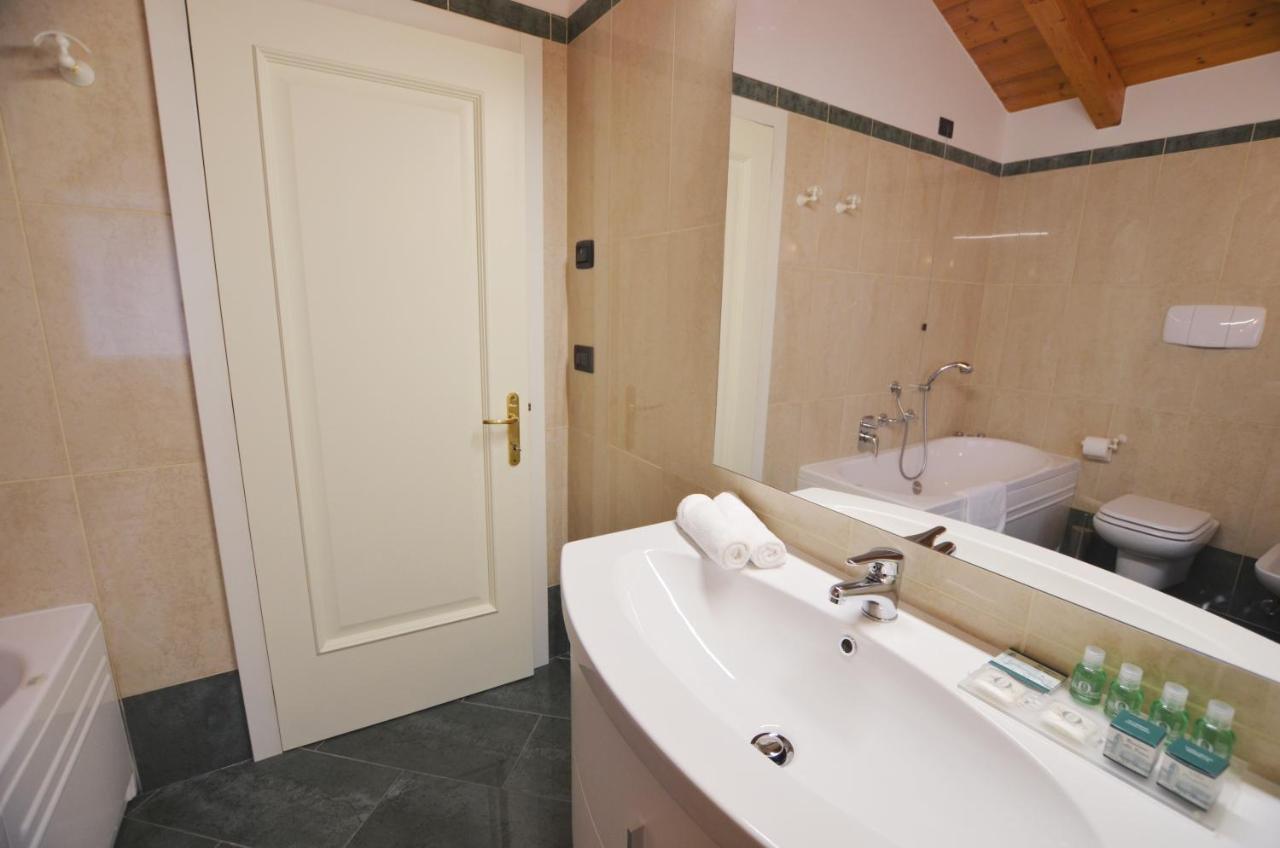Attic Suite Palme Riva del Garda Exterior photo